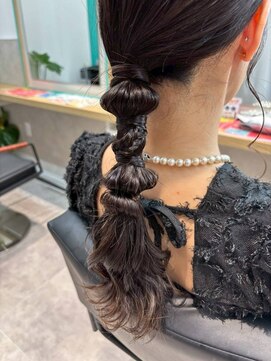 ヘアアレンジで“可愛い”を仕上げます！【Miyabi】