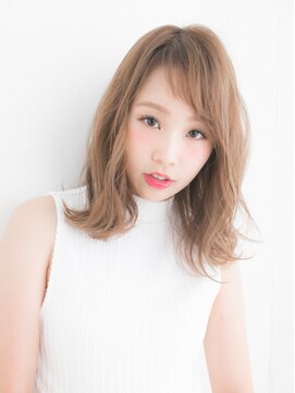 リリアン 青山(relian) 伸ばしかけロブは外ハネでイノセントな雰囲気に☆