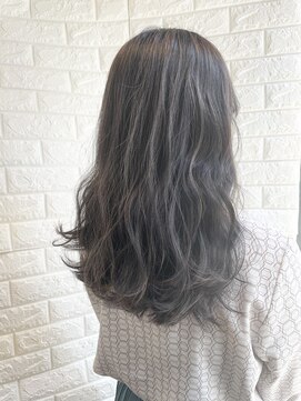 ビランチェ 池袋(bilancia) ハイトーン／ダブルカラー【池袋/池袋東口】