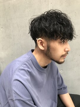 フィフス 天神大名(fifth) ツイストスパイラルパーマツーブロックツイストパーマメンズヘア