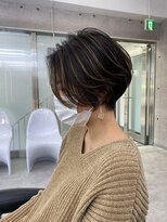 イキ 表参道(iki omotesando)&nbsp;モード/無造作ウェーブ/大人ガーリー[表参道駅]