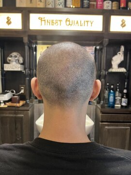 バレス 田町(BALES) [スキンフェード/ツイストスパイラル/田町]