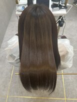 ロンドメリア 天神大名店(Lond Melia) ★グレージュカラー斜めバングデザインカラーシルキー ベージュ