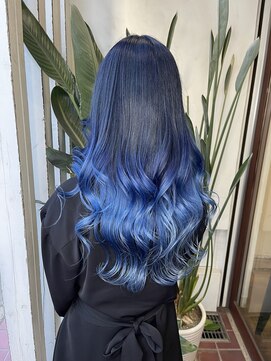 アン(Hair make un) 【ブルーグラデーション】