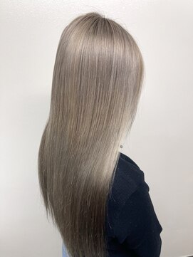 リバー 草加店(RIVER) シルバーグレージュ×ストレート