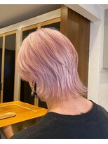 クワトロ オム 大阪梅田(QUATTRO HOMME) ホワイトピンク/ピンクカラー/マッシュウルフ/ハイトーン/梅田