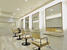 サロン ハリウッド(Salon Hollywood)の雰囲気（広島パルコ新館より徒歩30秒。広島の中心地にあるのでアクセス◎）