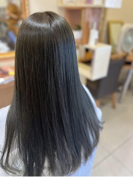 ピア(Pia)の写真/トリートメントでしっかりケアすることで、綺麗なデザインが長く続く♪艶と潤いのある仕上がりに◎