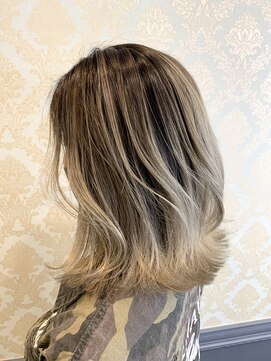 ジョージグランデ(JO-JI grande) 20代30代40代/バレイヤージュ/髪質改善/ハイライト/レイヤー