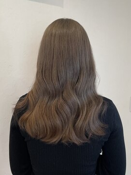 カラースタンド(COLOR STAND) ミルクティーベージュハイトーンブリーチダブルカラー佐賀