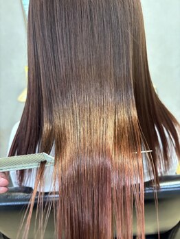 カロ(Caro)の写真/髪質やクセを見極めて、あなたに合った薬剤を選定☆ナチュラルで柔らかな質感のストレートヘアに♪