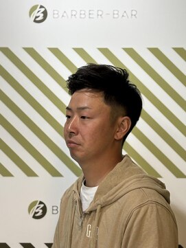 バーバーバー 高坂(BARBER-BAR) フェード