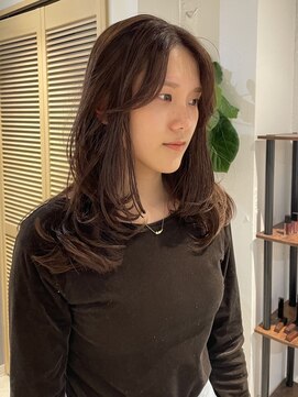 コフィー バイ メルト 吉祥寺(cofy by melt) 【松本咲花】ミディアムレイヤーチャコールグレージュ秋冬カラー