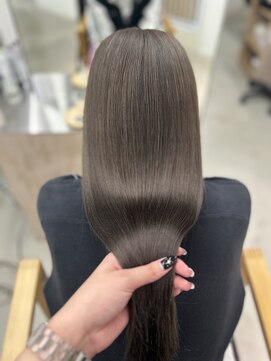 ヴィンスジオ 岐阜駅南(vince gio) グレージュ/髪質改善トリートメント/ロングヘア