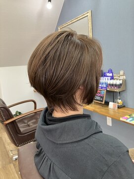ル・アール 絶壁解消！美シルエットな大人ショートボブ