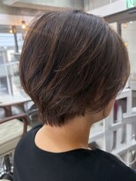 カシー(Casii)&nbsp;40代.50台からの白髪を明るく染めたショート