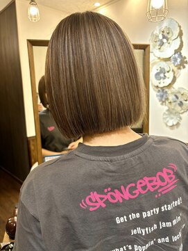 ルクス(Lux) hairLux浜松天王・三ヶ日・白髪ぼかし・海外風ハイライト