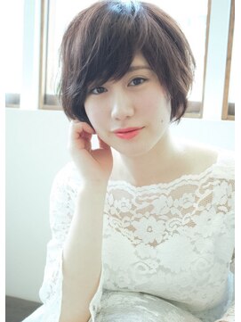 ニスタ バイ アヴァンツアート(nista by Avanzato) 【nista】ナチュラルショートヘアイルミナモーヴカラー