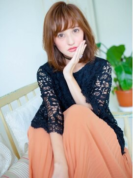 エマージュ 新宿(Emerge) クラシカルナチュラルカールボブ