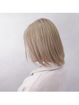 ジゼル(gisele)&nbsp;ホワイトブロンド