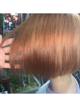 リズ(re's) 艶◎個性派オレンジヘア