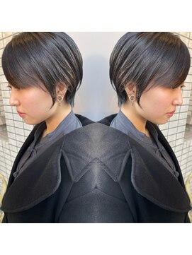 ステラ(stella) 艶ブラック×ショート【和田常経】