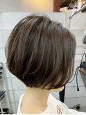 透け感ショートボブ