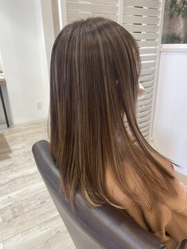 サロン ド マゼンタ(Salon de Magenta) シースルーカラー