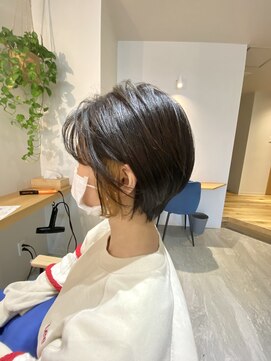 パラゴ(PARAGO.) 《緑橋/城東区/女性サロン》インナーカラー ショート
