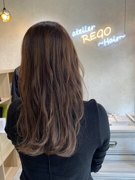 アトリエレゴ(atelier REGO) 【サファイアグレージュ×ゆるふわロング】