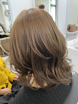 プロップ(PROP) ツヤツヤベージュ