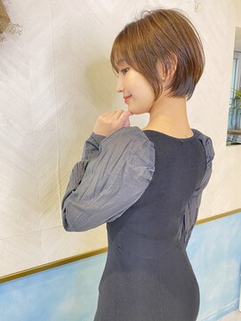 ロンド ストラーダ 心斎橋(Lond strada) ショート×ハイライト白髪ぼかし×シルキーベージュ[心斎橋]