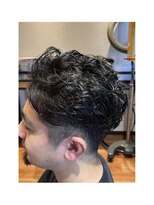 パキアドゥーエ(Pakia due) メンズオゾンパーマ