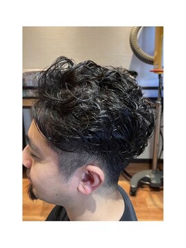 パキアドゥーエ(Pakia due) メンズオゾンパーマ