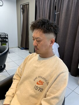 アイズ 海老名(AIZU) ツイストパーマ　ツイストスパイラルパーマ　ジェットモヒカン