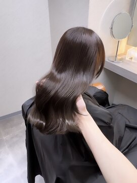 アリアイーストバイエクラート 池袋東口店(ARiA east by ECLART) ラベンダーアッシュ×艶髪