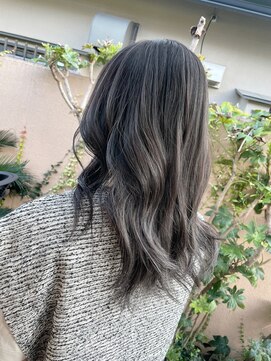 マエアレグリア(Mae Alegria) ハイライト　白髪ぼかし