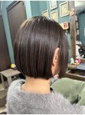 ショートボブ