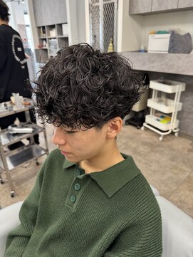 ノイセル 西本町(Noisyle) シャドウパーマ