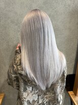 エーアイ 駒込店(Ai)&nbsp;レイヤーカット+ホワイトカラー