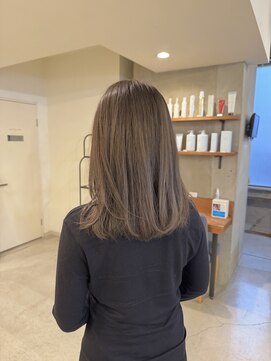 ロカリタ キョウト 四条大宮店(ROCAReTA kyoto) グレージュ