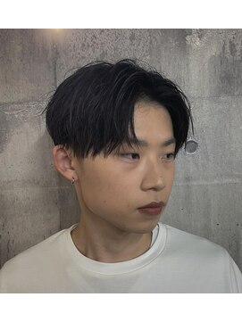 メゾンフォーメン 心斎橋店(Maison for men) 韓国風センターパート