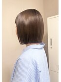 切りっぱなしボブ横浜ベージュカラータッセルボブ