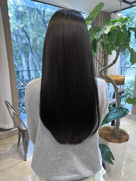 エメ 大宮(Aime) ロングレイヤーカット／ワンカール『髪質改善Aime大宮美容室』