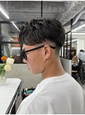 メンズセンターパートニュアンスパーマアップバング