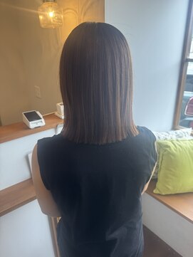 切りっぱなしボブ