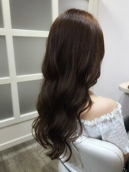 ヘアーメイク ハルナの写真/【薬院駅徒歩4分】人気の理由は、丁寧なカウンセリングと高い技術力♪髪のお悩みに寄り添い美髪をサポート
