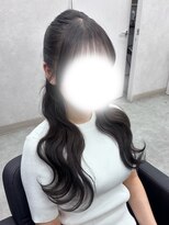 エミュ(Aimu.)&nbsp;波巻きハーフアップアレンジ