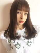 インビテーション(invitation) 【光に透ける透明感カラー】王道、大人かわいいワンカールロング