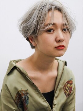 キューズ クラブ(cuz KLUB) 【cuzKLUB】ハイグレイ×バングレスショート